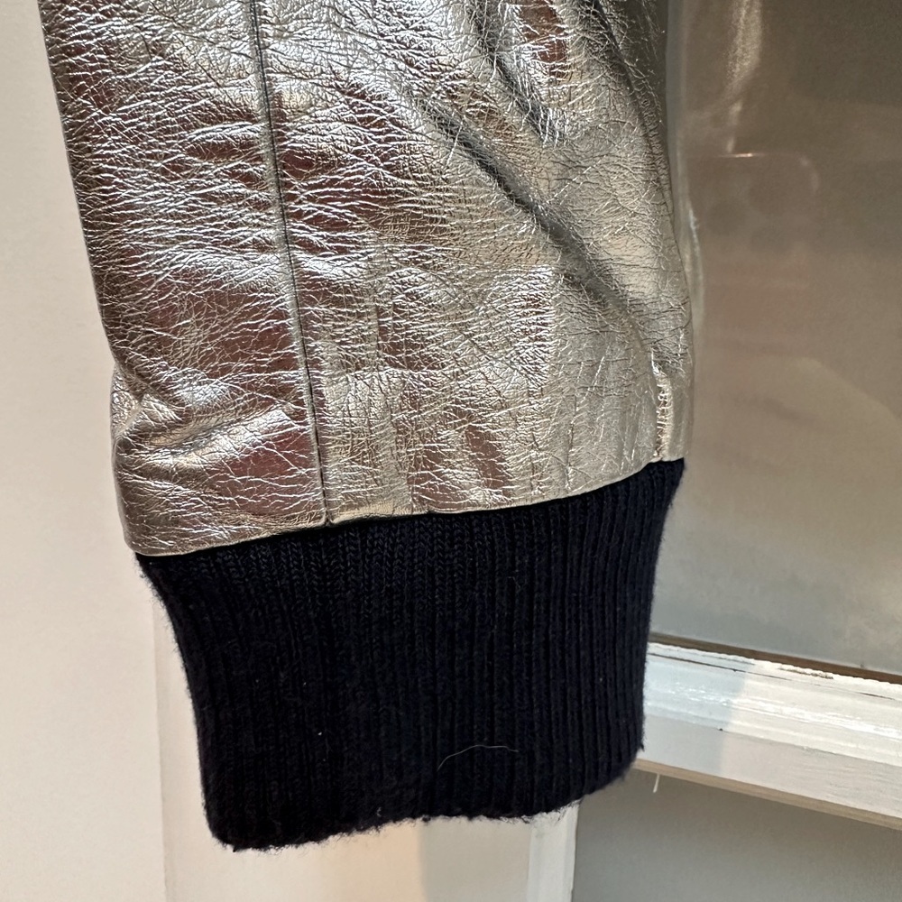 Zara Outerwear Silver Metallic Bomber Jacket Embroider Floral Butterflies Size M - Picture 9 of 15
